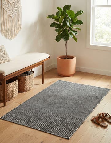 3' 3 x 5' 3 Easy-Clean Jill Zarin Palm Springs Indoor / Outdoor Rug