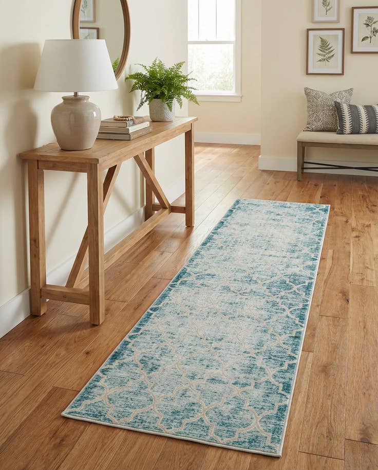 Detail image of Jill Zarin 2' 2 x 6' Uptown Lincoln Center Runner Rug