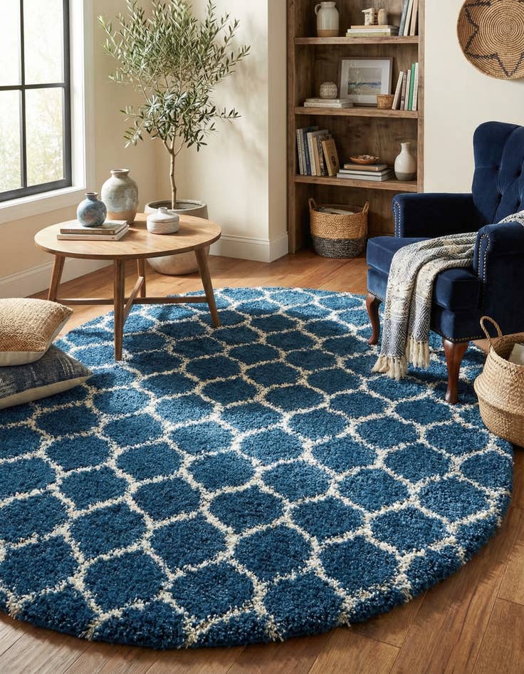 Detail image of 7' 10 x 10' Trellis Shag Oval Rug