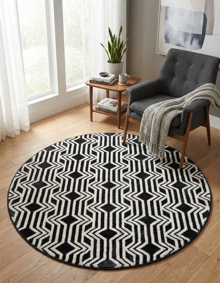 Detail image of 4' x 4' Vince Camuto Round Rug