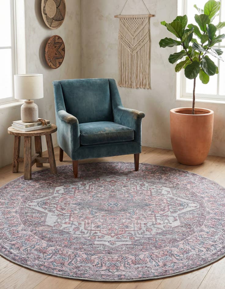 Detail image of 5' 3 x 5' 3  Washable Mangata Round Rug