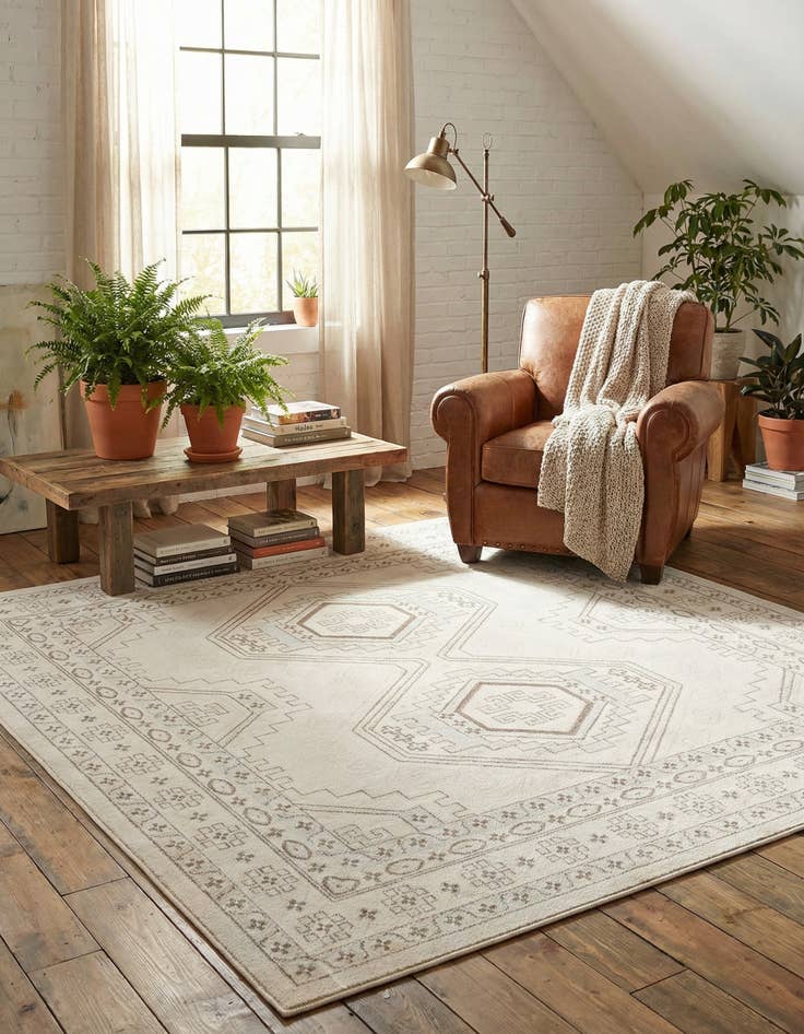 Detail image of 7' 10 x 7' 10 Charlotte Square Rug