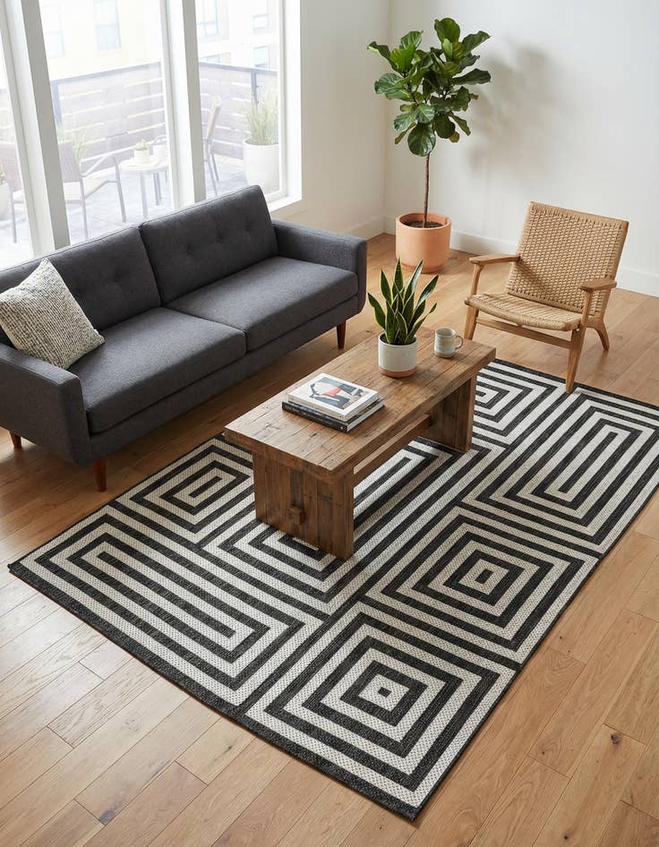 Detail image of 5' 3 x 7' Easy-Clean Modern Indoor / Outdoor Rug