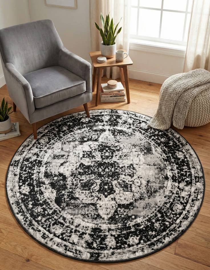 Detail image of 4' 1 x 4' 1 Monte Carlo Round Rug