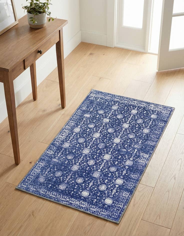 Detail image of 2' x 3' Timeless Rug