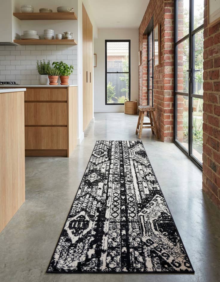 Detail image of 2' x 8' Oregon Runner Rug