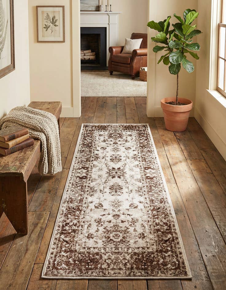 Detail image of 2' x 5' Himalaya Runner Rug