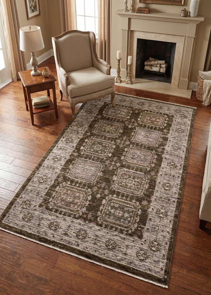 4' x 6' 3 Grand Tradition Rug