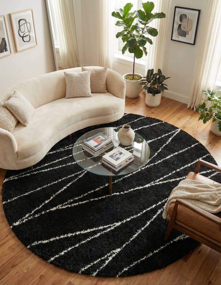 Detail image of 10' x 10' Serenity Shag Round Rug