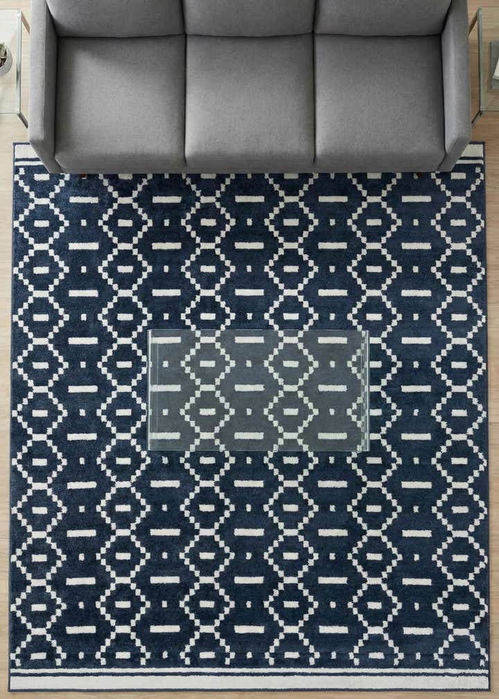 7' 10 x 7' 10 Oslo Square Rug