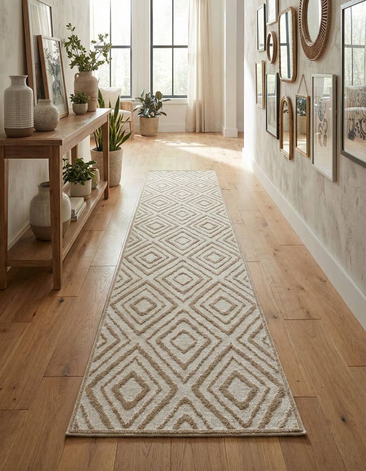 Detail image of 2' 6 x 14' Hermitage Runner Rug