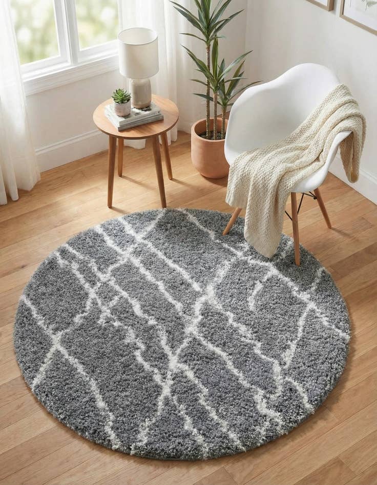 Detail image of 4' x 4' Soft Touch Shag Round Rug
