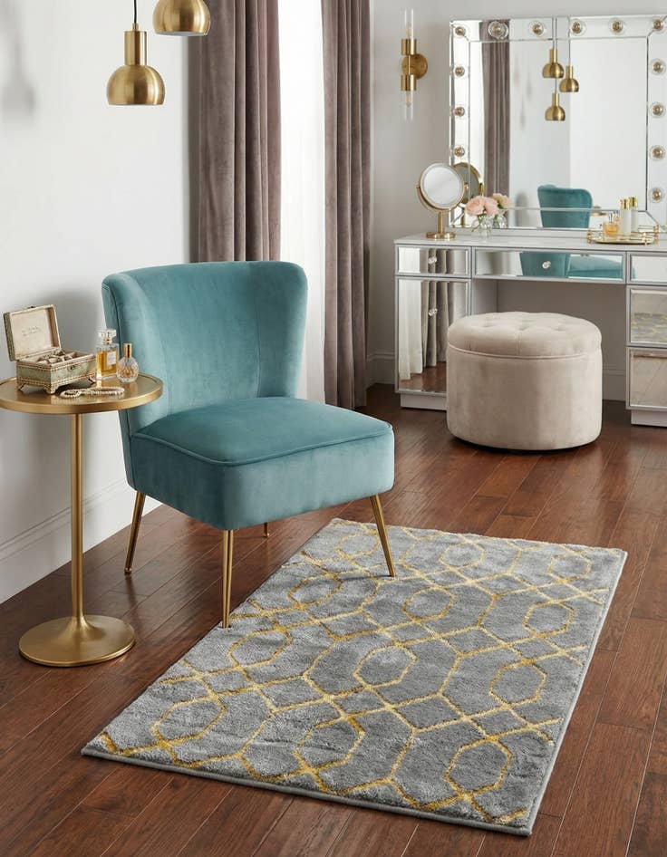 Detail image of 2' x 3'  Marilyn Monroe&trade; Glam Trellis Rug