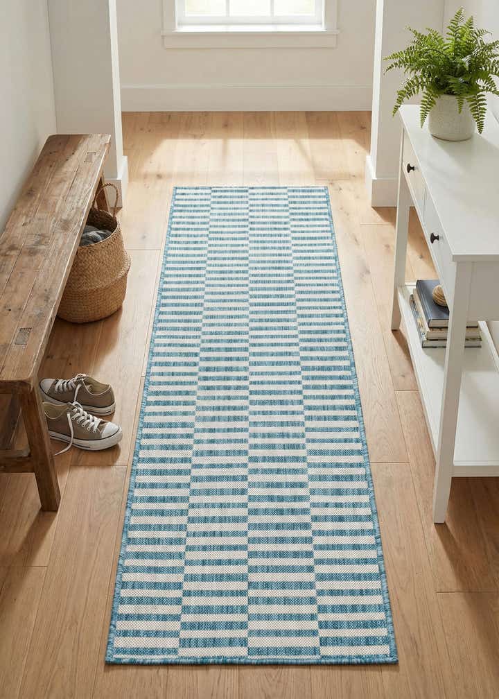 2' x 6' Easy-Clean Striped Indoor / Outdoor Runner Rug