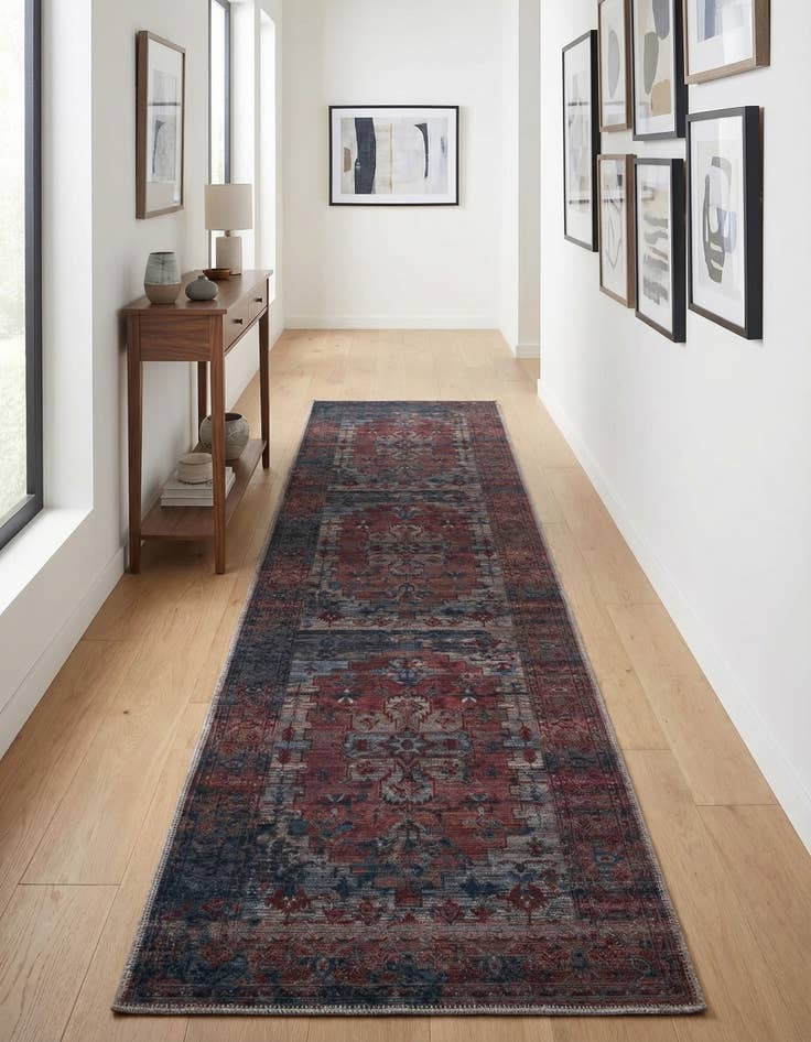 Detail image of 2' 7 x 10' Yara Runner Rug
