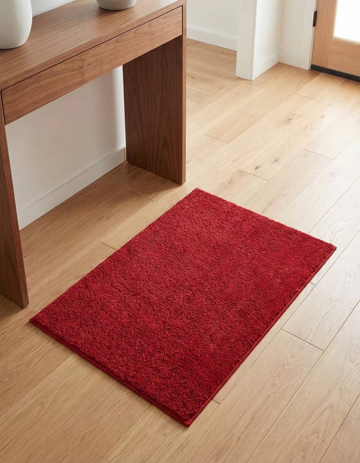 Detail image of 2' 2 x 3' Solid Frieze Rug