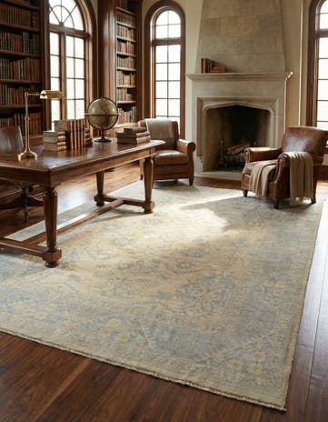 8' 7 x 12' 4 Hand Knotted Oushak Wool Rug