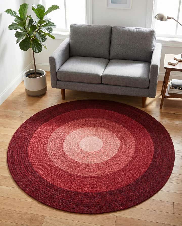 5' 1 x 5' 1 Hand Braided Wool Round Rug