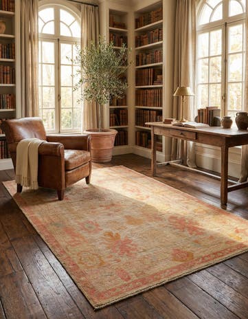 4' 4 x 6' 3 Hand Knotted Oushak Wool Rug