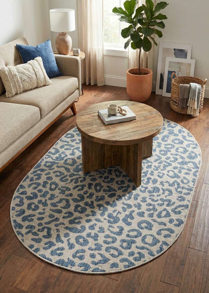 4' x 6' Easy-Clean Safari Indoor / Outdoor Oval Rug