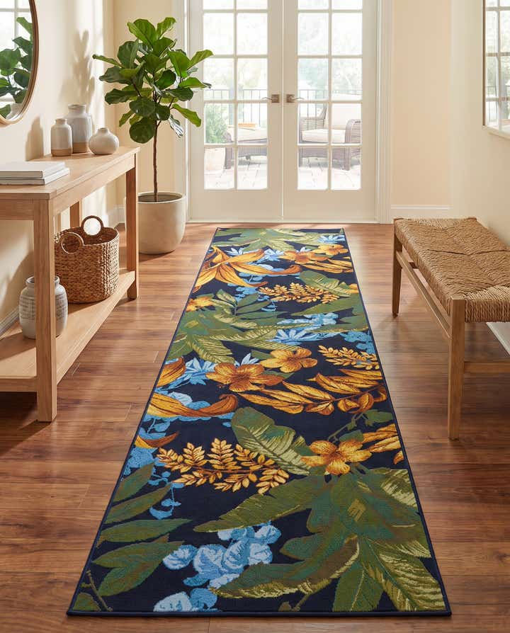 2' 7 x 11' Easy-Clean Botanical Indoor / Outdoor Runner Rug