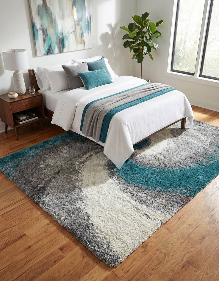 Detail image of 7' x 10' Soft Touch Shag Rug