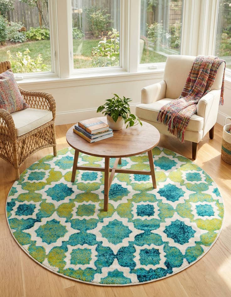 Detail image of 5' 3 x 5' 3 Azalea Round Rug