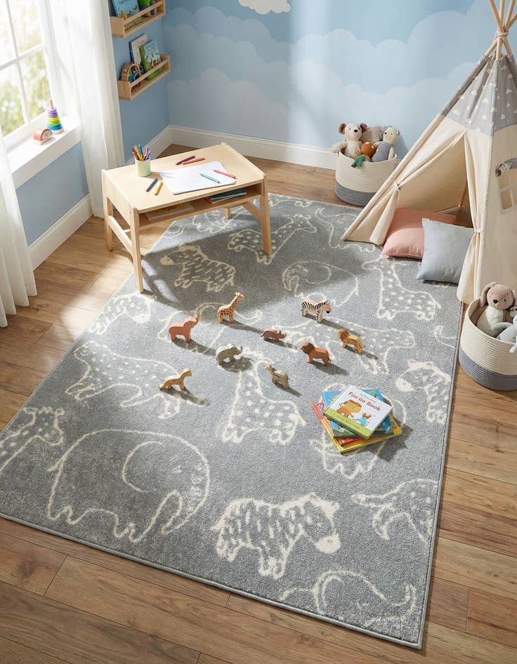 Detail image of 4' x 6' Animals Whimsy Kids Rug