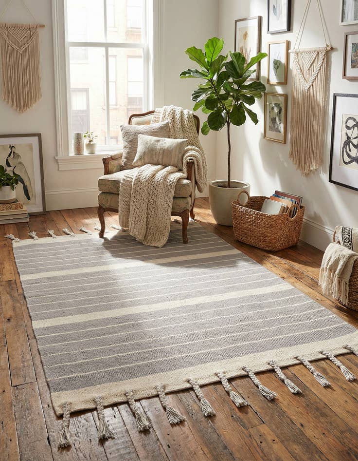 Detail image of 4' 1 x 6' 1  Hand Woven Chindi Cotton Rug