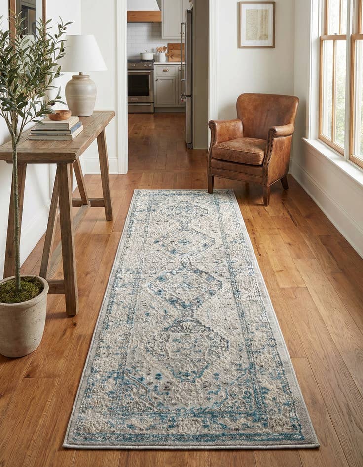 Detail image of 2' x 6' Finsbury Runner Rug