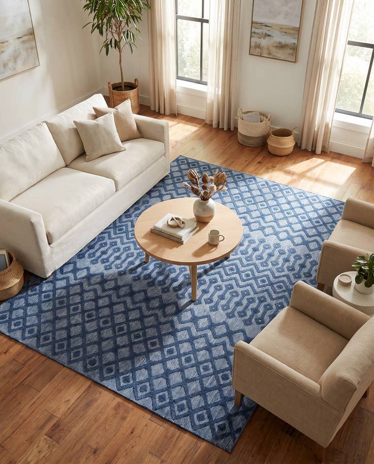 Detail image of 9' x 12' Easy-Clean Trellis Textured Indoor / Outdoor Rug