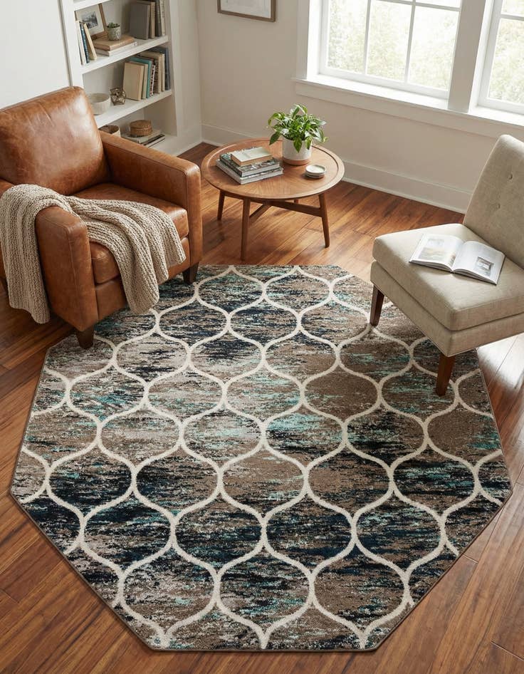 Detail image of  7' 10 x 7' 10 Lattice Frieze Octagon Rug