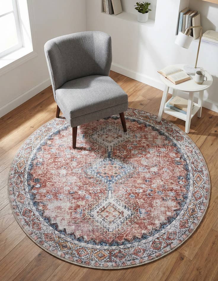 Detail image of 4' x 4' Yara Round Rug