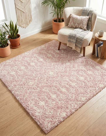 5' 3 x 5' 3 Moroccan Trellis Shag Square Rug