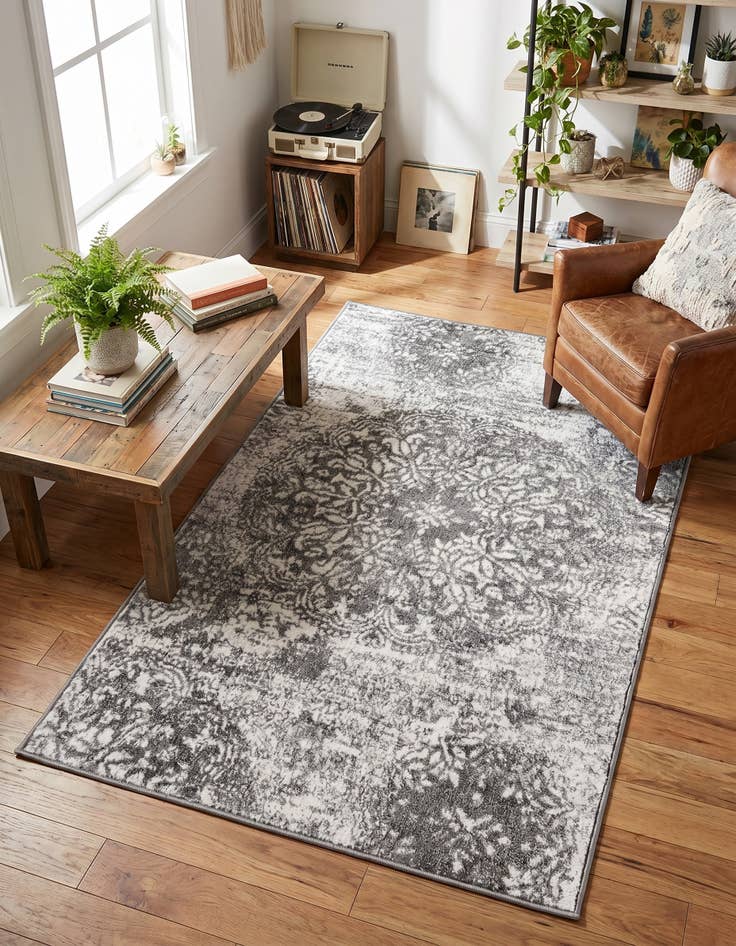 Detail image of 3' x 5' 3 Monte Carlo Rug