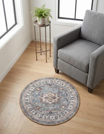 Soft Green Washable Timeless Round Rug