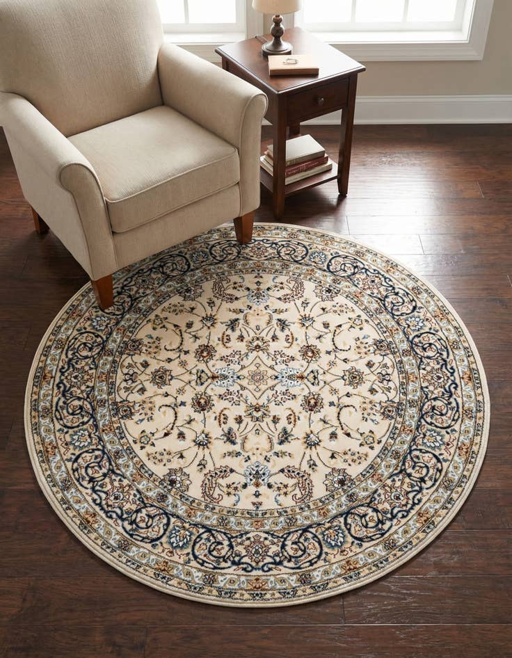 Detail image of  4' x 4' Nain Design Round Rug