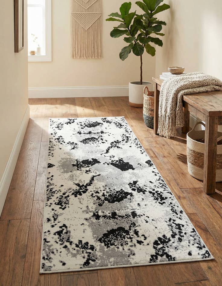 Detail image of 2' x 6' 1 Milano Runner Rug