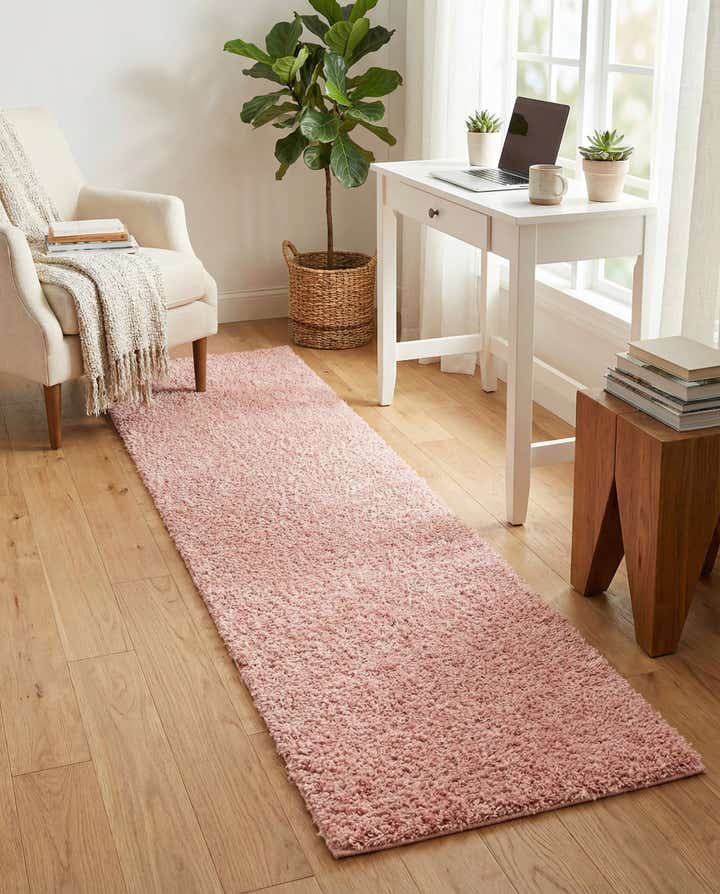 2' x 8' Zermatt Shag Runner Rug