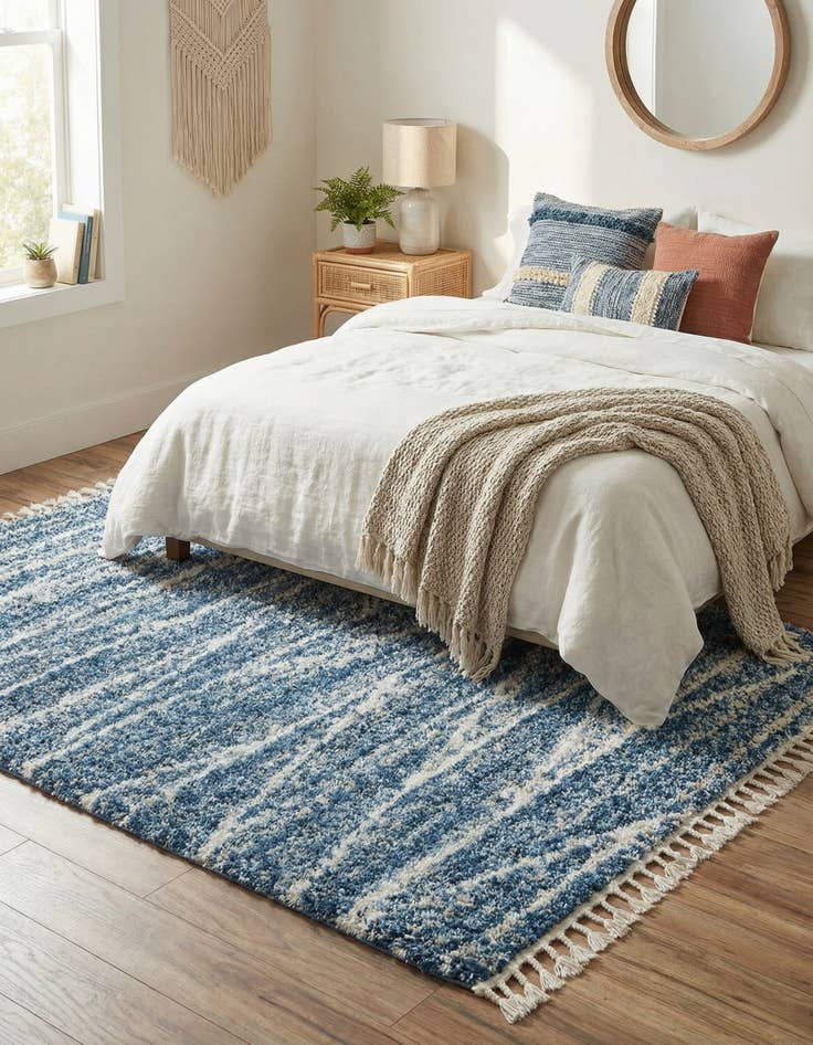 Detail image of 5' 3 x 8' Serenity Shag Rug