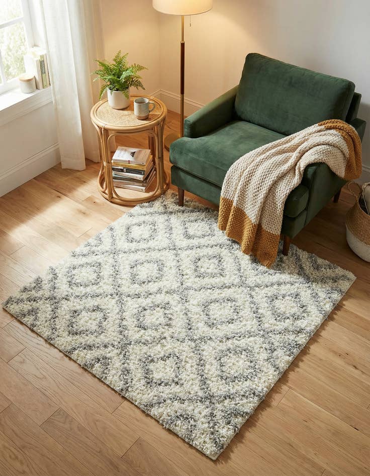 Detail image of 3' 3 x 3' 3 Lattice Shag Square Rug