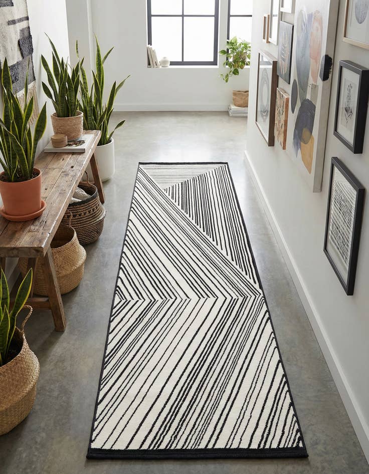 Detail image of 2' x 8' Milano Runner Rug