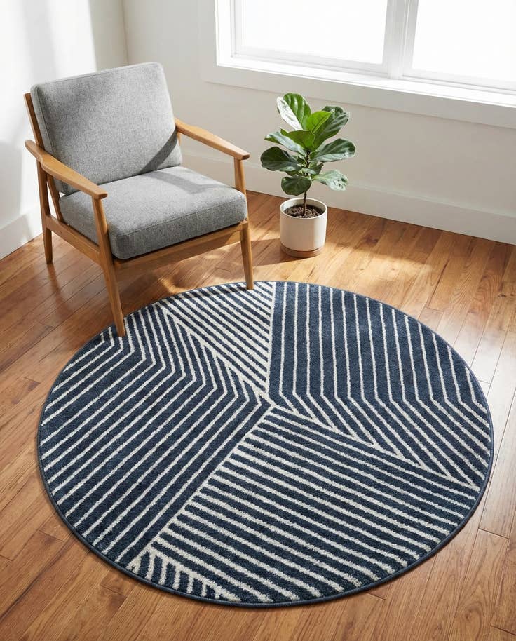 Detail image of 4' x 4' Oslo Round Rug