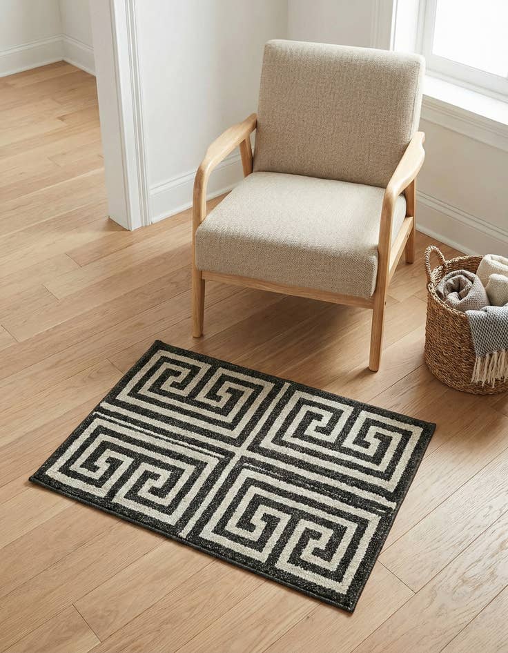 Detail image of 2' x 3' Hera Rug