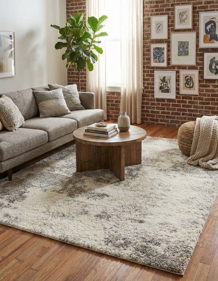 Detail image of 7' 10 x 10' Soft Touch Shag Rug