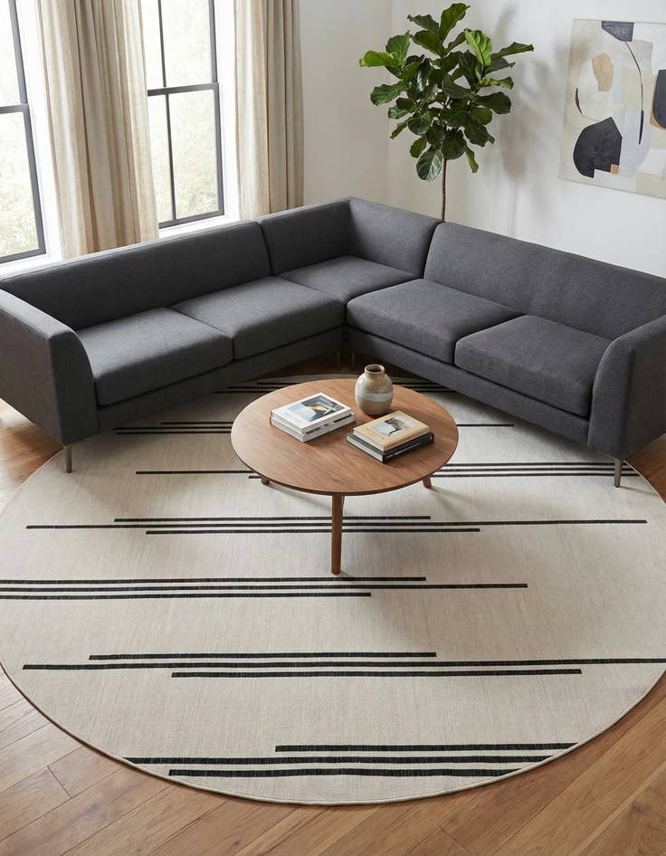 Detail image of 12' x 12'  Washable Modern Indoor / Outdoor Round Rug