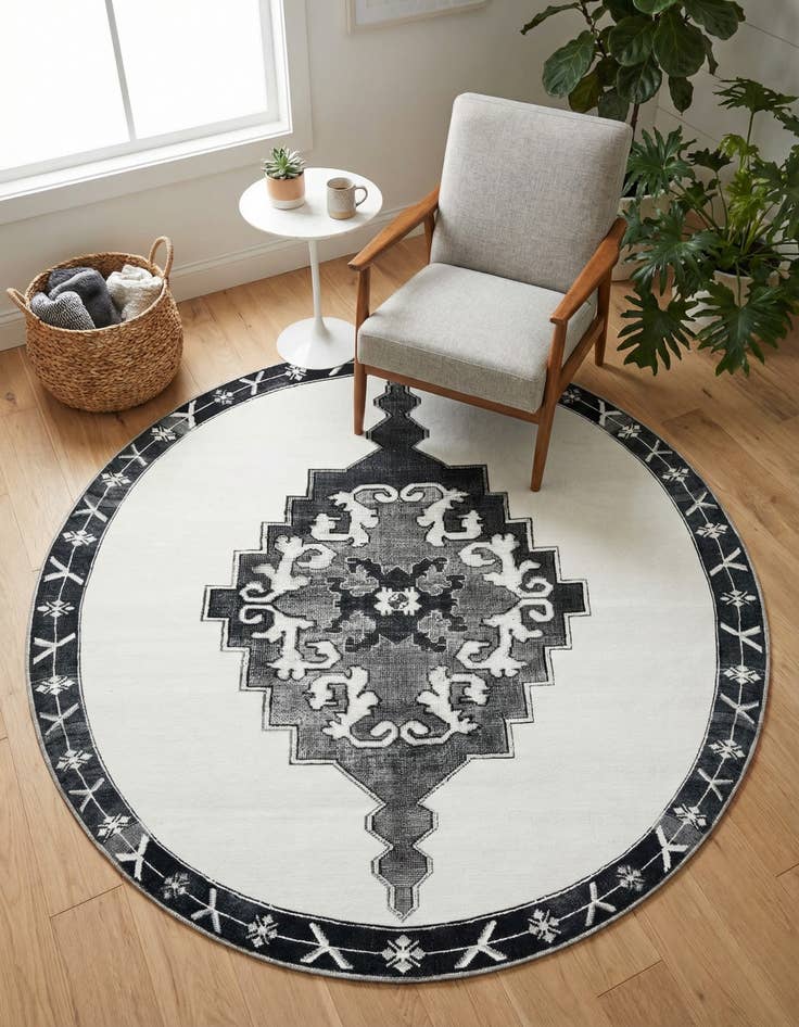 Detail image of 7' 6 x 7' 6 Timeless Round Rug