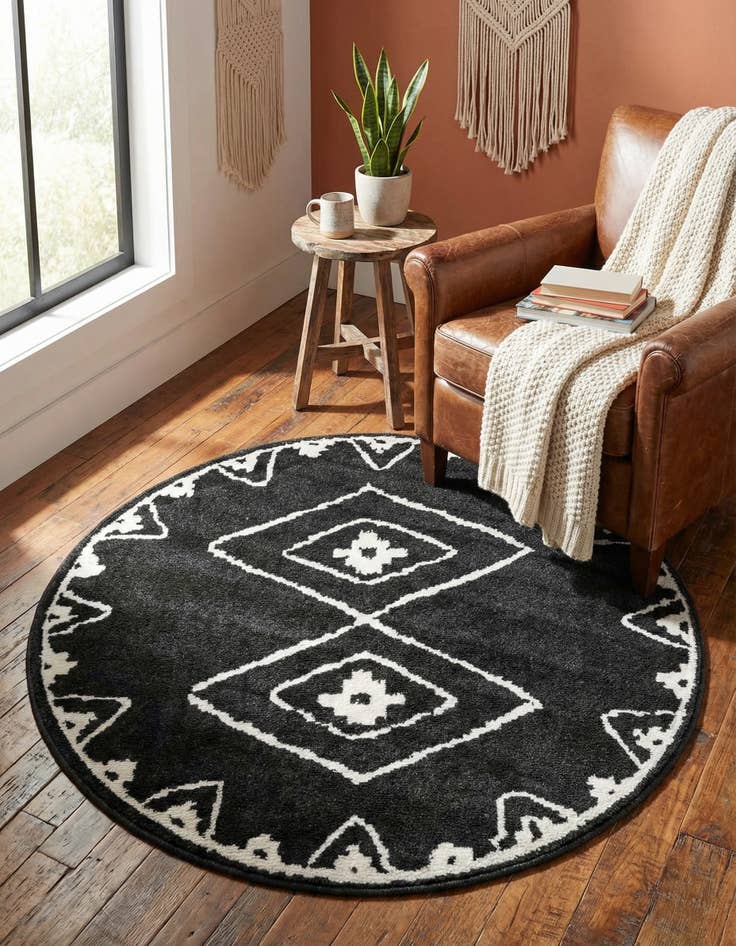 Detail image of 4' x 4' Oslo Round Rug