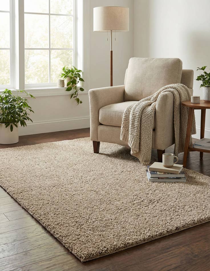 Detail image of  4' x 6' Solid Shag Rug