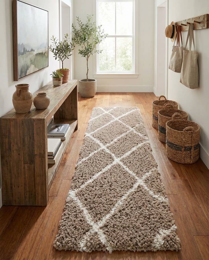 Detail image of 2' 7 x 10' Infinity Shag Runner Rug